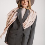 chusta welniano jedwabna dwustronna kwiaty zodiaku spadiora