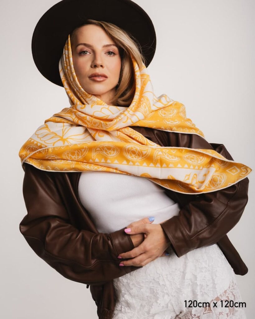 chusta welniano jedwabna dwustronna totem spadiora 6