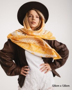 chusta welniano jedwabna dwustronna totem spadiora 4