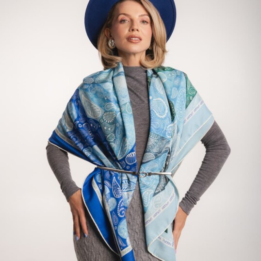 chusta welniano jedwabna dwustronna gora lodowa spadiora