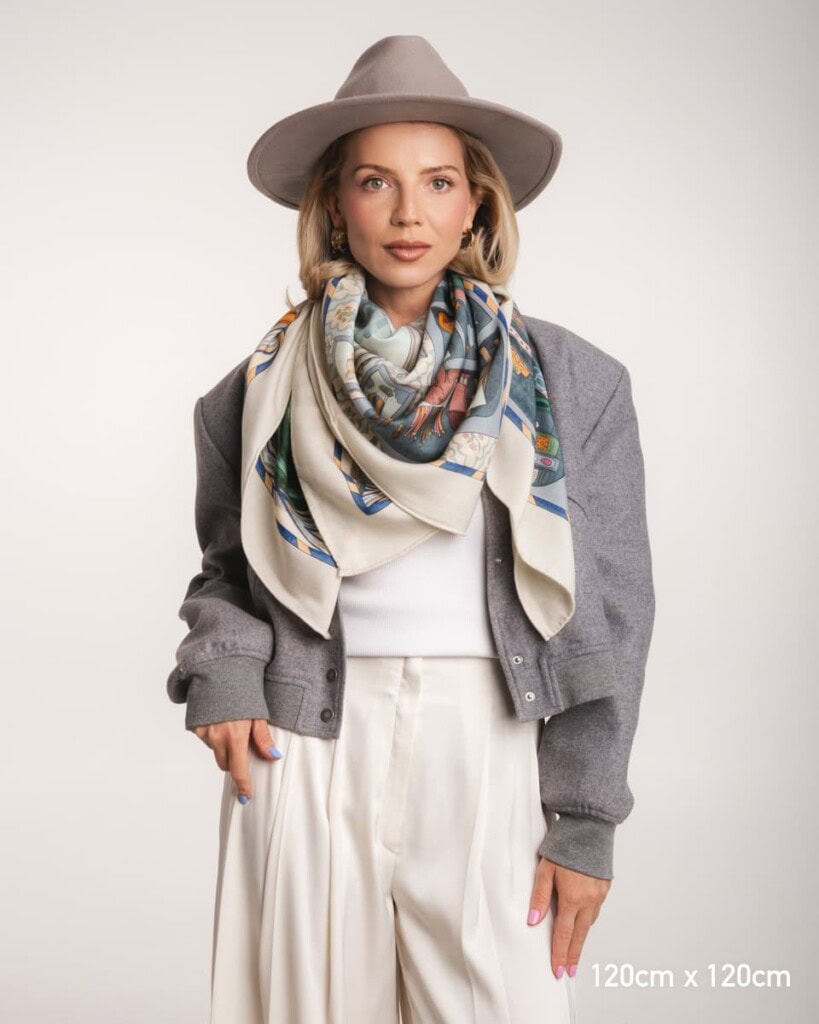 chusta welniano jedwabna dwustronna niebieskie szeptane opowiesci spadiora