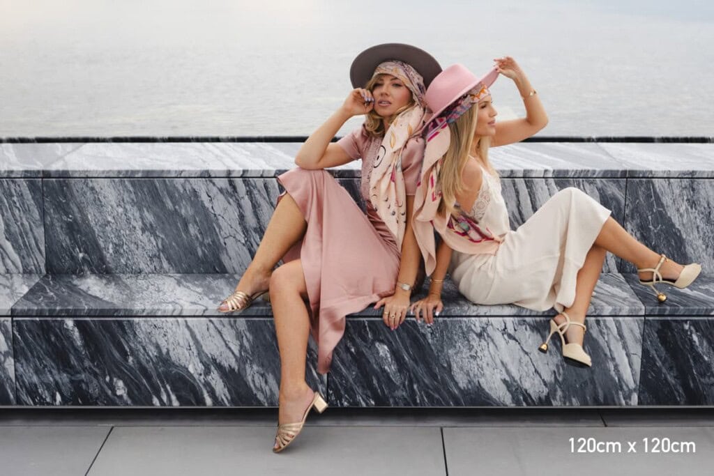 chusta welniano jedwabna dwustronna rozowe szeptane opowiesci kwiaty zodiaku spadiora 5