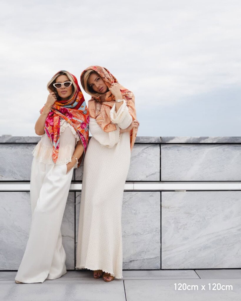 chusta welaniano jedwabna dwustronna rok drewnianego smoka wiatraki spadiora 3