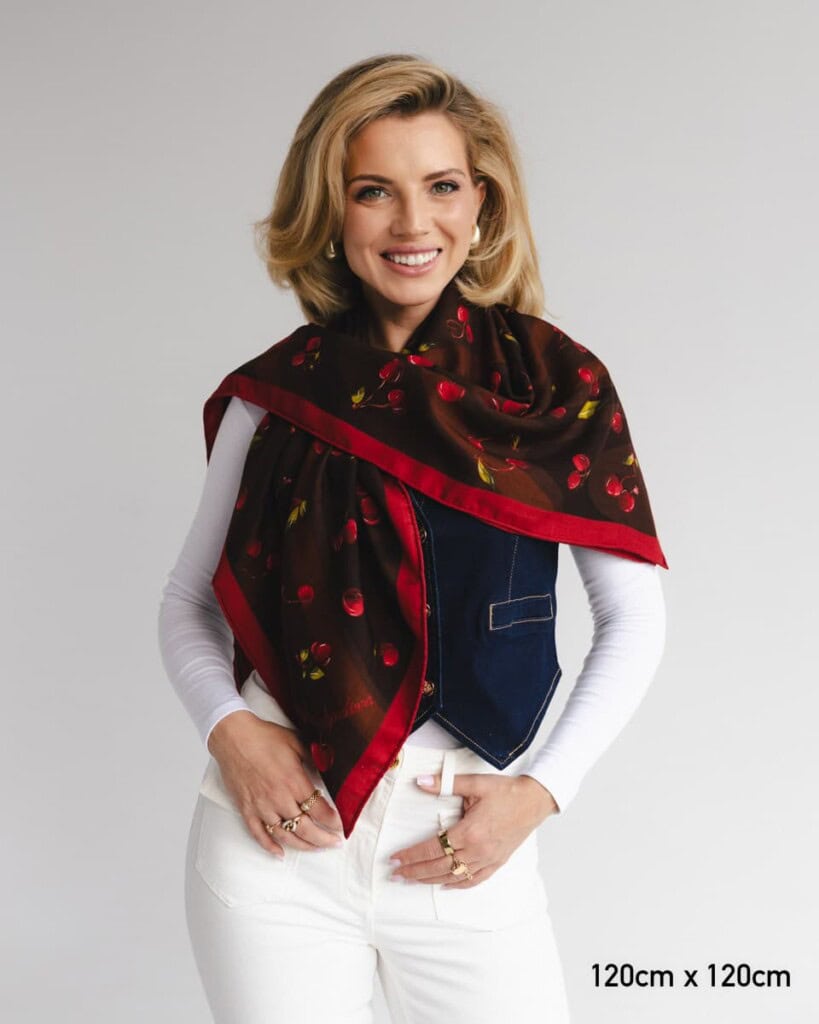 chusta welniano jedwabna dwustronna wisnie spadiora 4