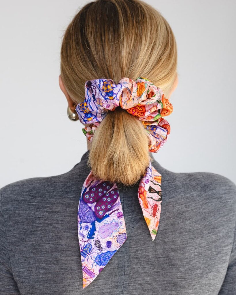 gumka scrunchie z szarfa spadiora 1