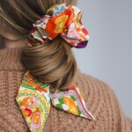 gumka scrunchie z szarfa frykasy spadiora 1