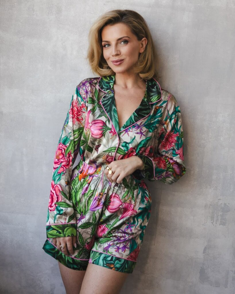 jedwabna satynowa pizama vesperto pomander z dlugim rekawem i szortami spadiora 3