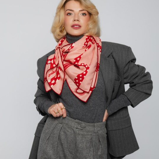 chusta welniano jedwabna dwustronna zwiaz mnie spadiora