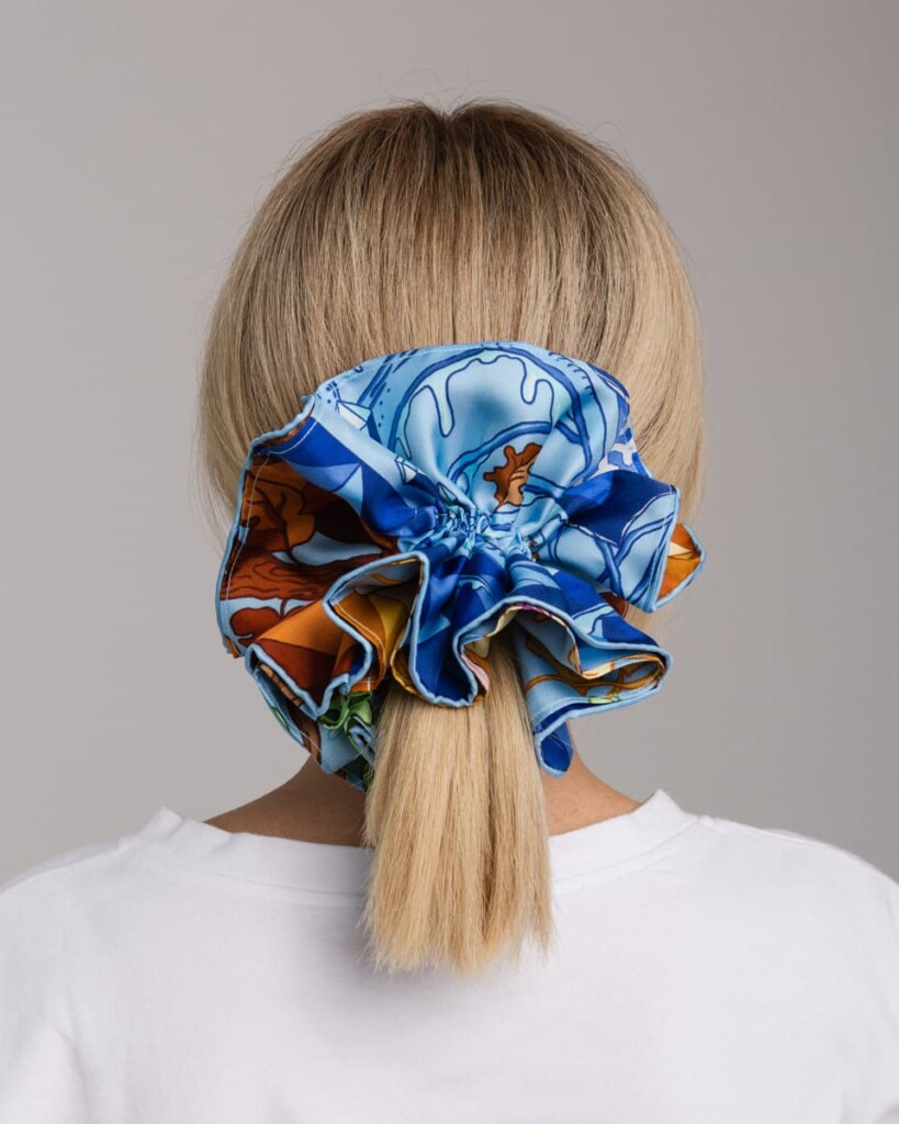 jedwabna gumka scrunchie ornamilo wiosenka spadiora