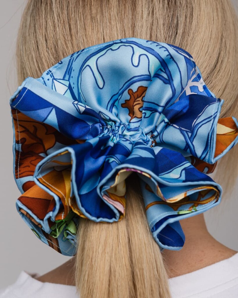 jedwabna gumka scrunchie ornamilo wiosenka spadiora 1
