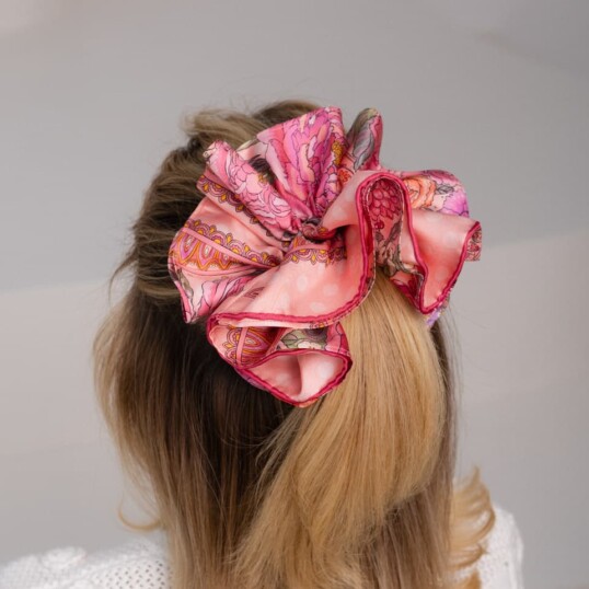 jedwabna gumka scrunchie ornamilo rantuch spadiora